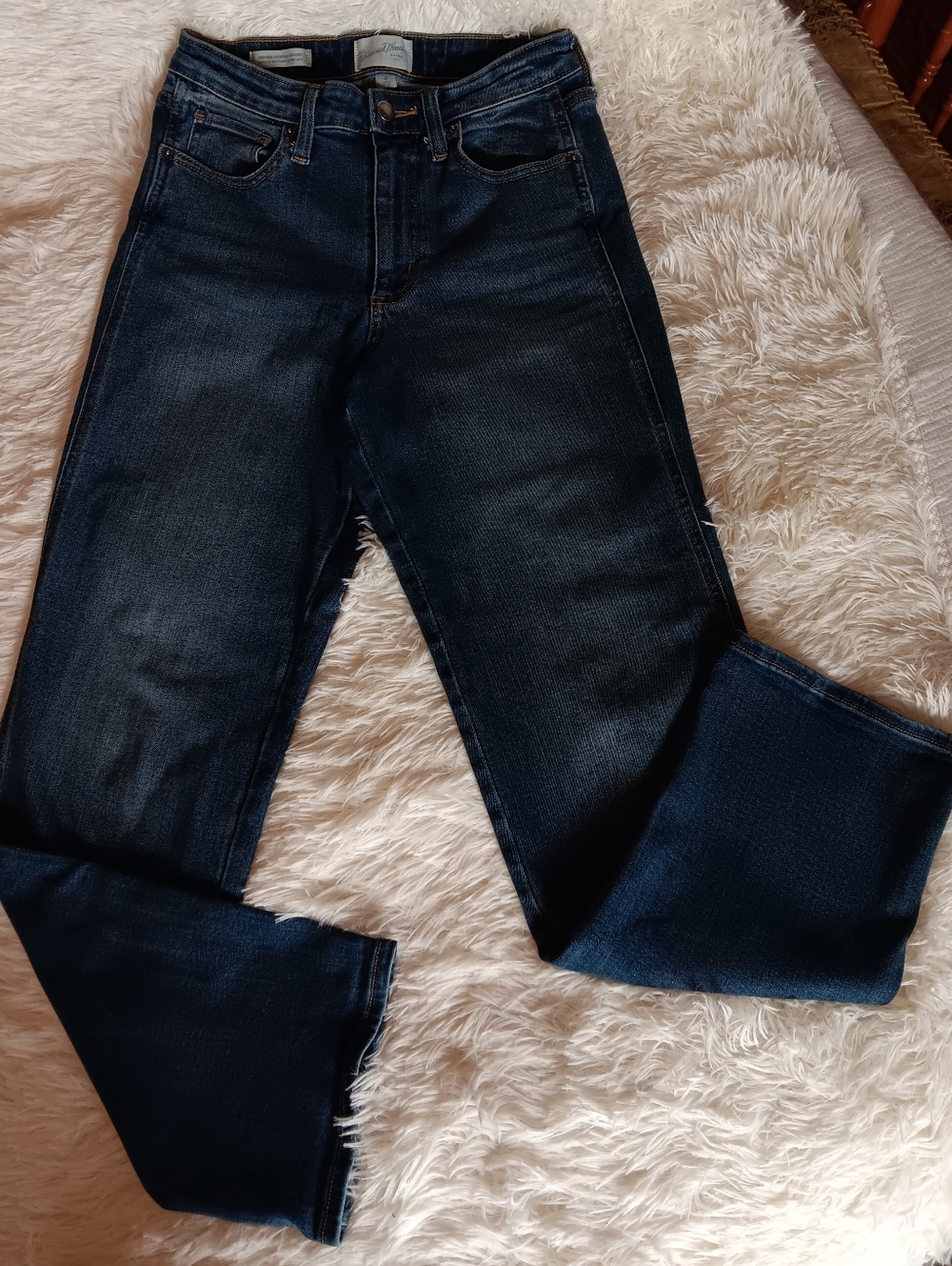 Dark Wash Straight Leg Jeans ,universal Thread High Rise #8 R Spandex